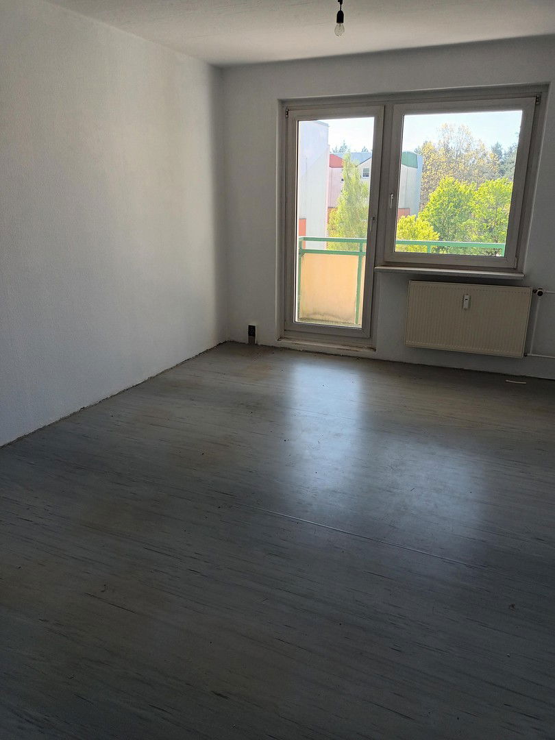 Wohnung zur Miete 462 € 4 Zimmer 77 m²<br/>Wohnfläche 4.<br/>Geschoss Pilzheide 9 Walddrehna Walddrehna 15926