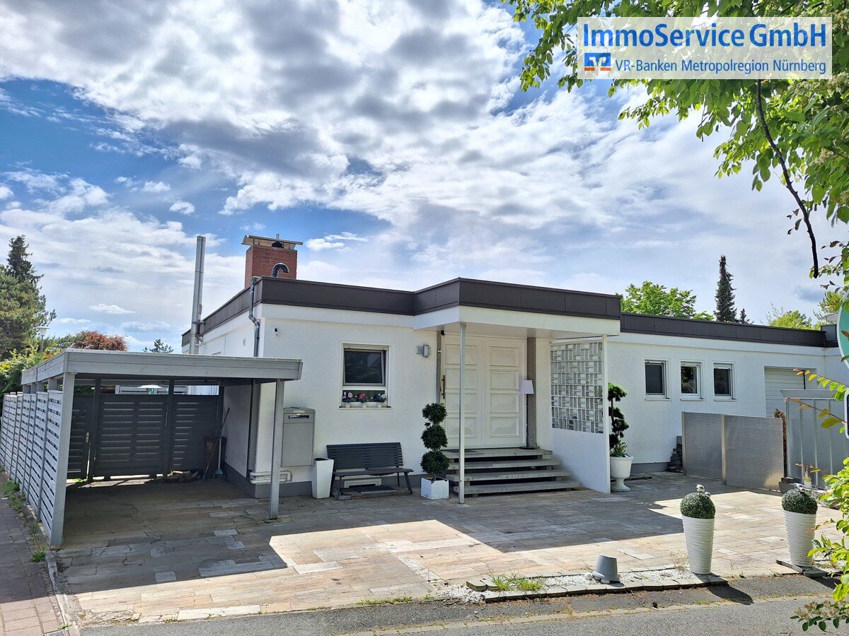 Bungalow zum Kauf 649.000 € 5,5 Zimmer 176 m²<br/>Wohnfläche 709 m²<br/>Grundstück Oberasbach Oberasbach 90522