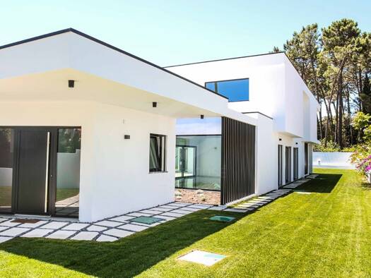 Einfamilienhaus zum Kauf - Erstbezug 1.950.000 € 248,5 m² 1.050 m² Grundstück Corroios