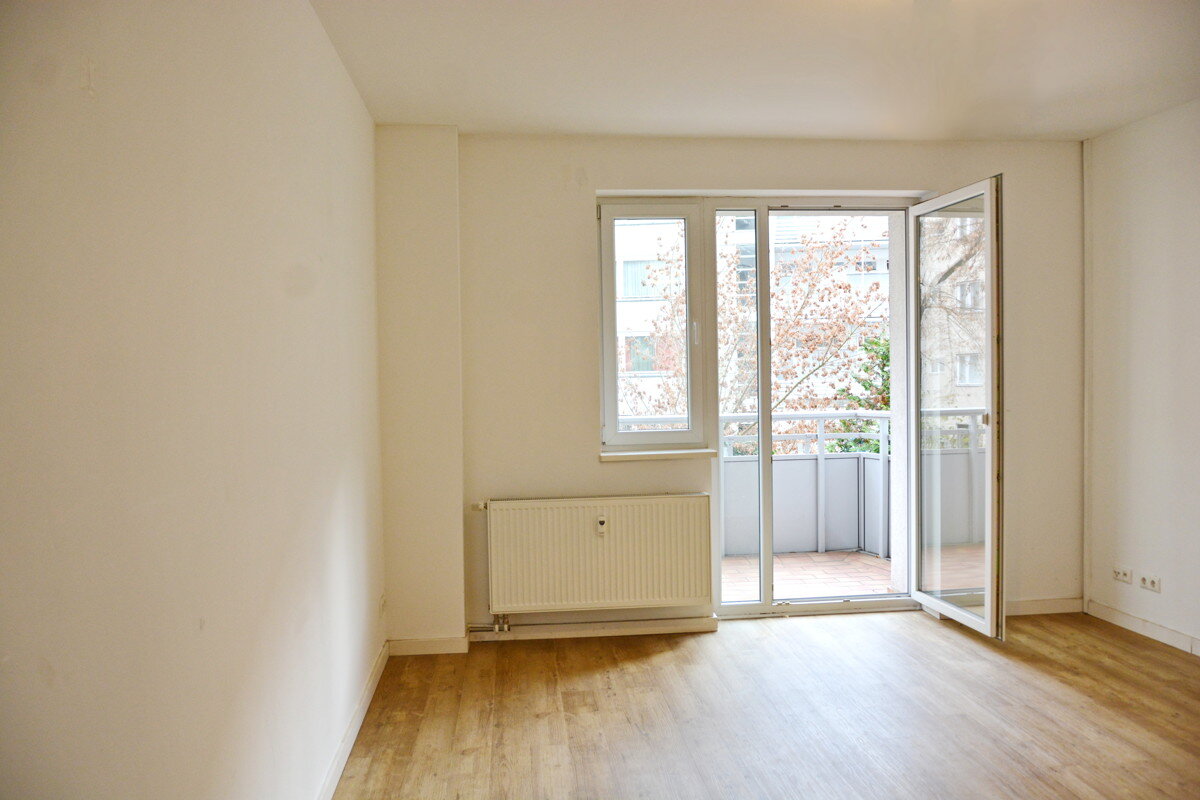 Wohnung zum Kauf 408.000 € 3 Zimmer 63,9 m²<br/>Wohnfläche 1.<br/>Geschoss Wilmersdorfer Straße 107c Charlottenburg Berlin 10629