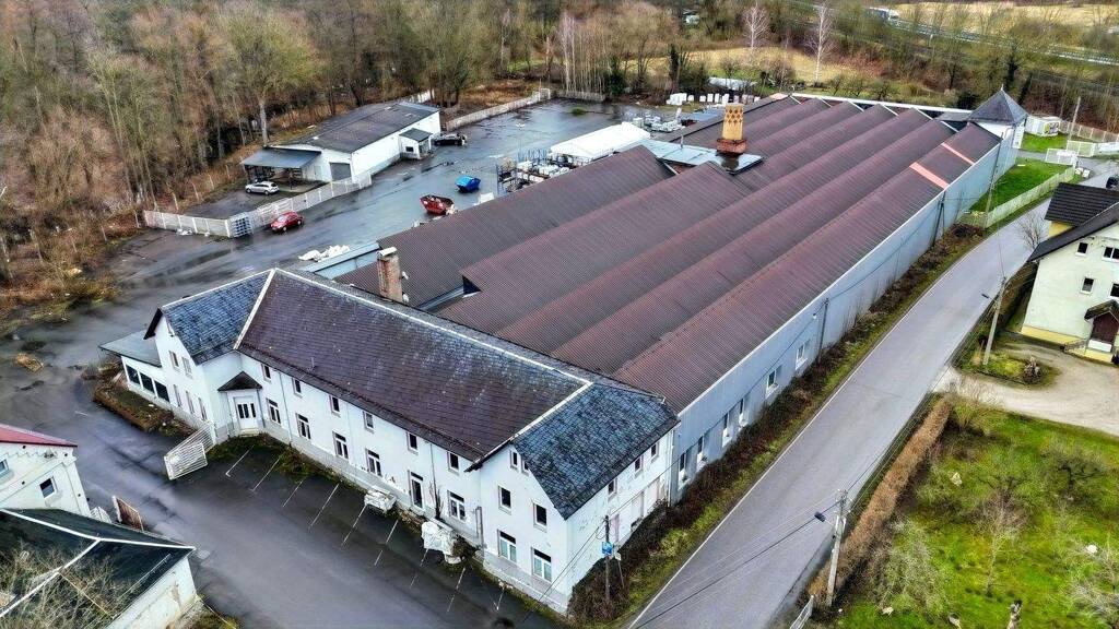 Lagerhalle zur Miete 1 € 2.500 m² Lagerfläche Saalfeld 07318