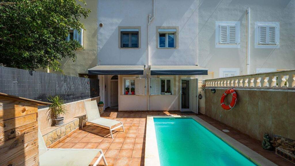 Reihenmittelhaus zum Kauf 590.000 € 4 Zimmer 238 m² 1.001 m² Grundstück Cala Ratjada 07590