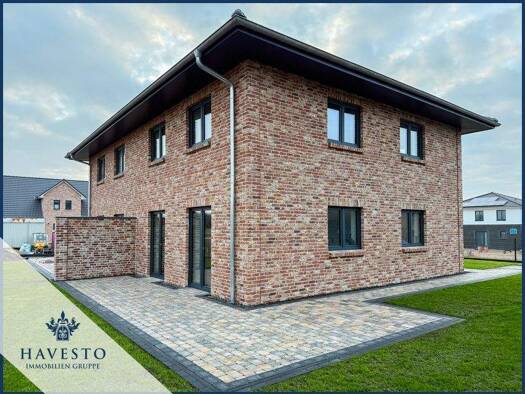 Doppelhaushälfte zur Miete - Erstbezug 1.800 € 4 Zimmer 118,8 m² 400 m² Grundstück frei ab 01.05.2026 Süsel 23701