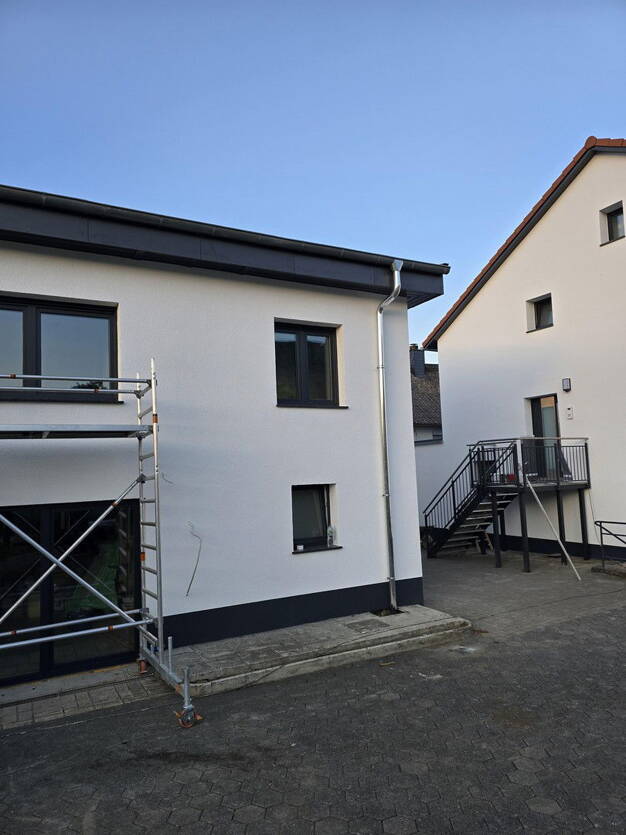 Wohnung zur Miete 800 € 2 Zimmer 80 m² 1. Geschoss frei ab 01.07.2025 Holzhausen Greifenstein 35753