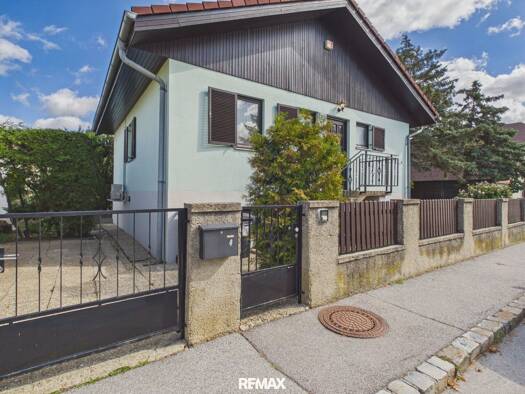 Haus zum Kauf 277.000 € 2 Zimmer 67 m² 601 m² Grundstück Bruck an der Leitha 2462