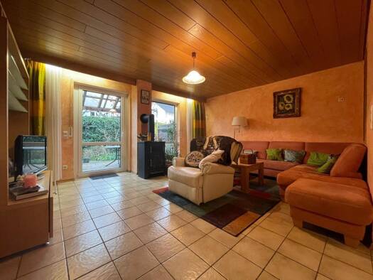 Reihenmittelhaus zum Kauf 378.000 € 4,5 Zimmer 133,5 m² 178 m² Grundstück Würmersheim Durmersheim/Würmersheim 76448