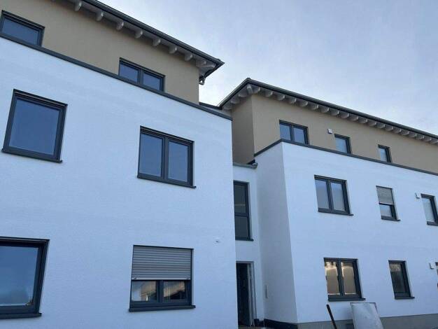 Wohnung zur Miete 805 € 2 Zimmer 67 m² 1. Geschoss Breslauer Str. 21 Lützellinden Gießen 35398