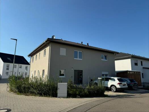 Wohnung zur Miete 1.490 € 3 Zimmer 119 m² frei ab sofort Im Pfaffeneger Bodersweier Kehl 77694