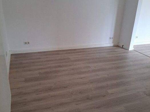 Wohnung zur Miete 1.790 € 4 Zimmer 99 m² frei ab sofort Innenstadt Erlangen 91054