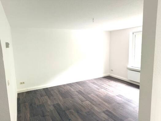 Wohnung zur Miete 435 € 3 Zimmer 67 m² 1. Geschoss frei ab sofort Oelze Katzhütte 98746