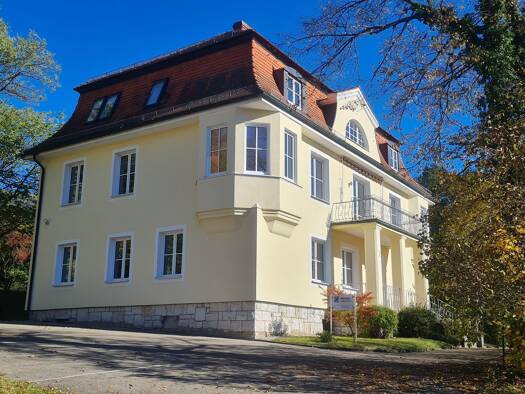 Wohnung zur Miete 1.125 € 4 Zimmer 150 m² Geschoss 2/3 frei ab 01.10.2026 Riedenburg Riedenburg 93339