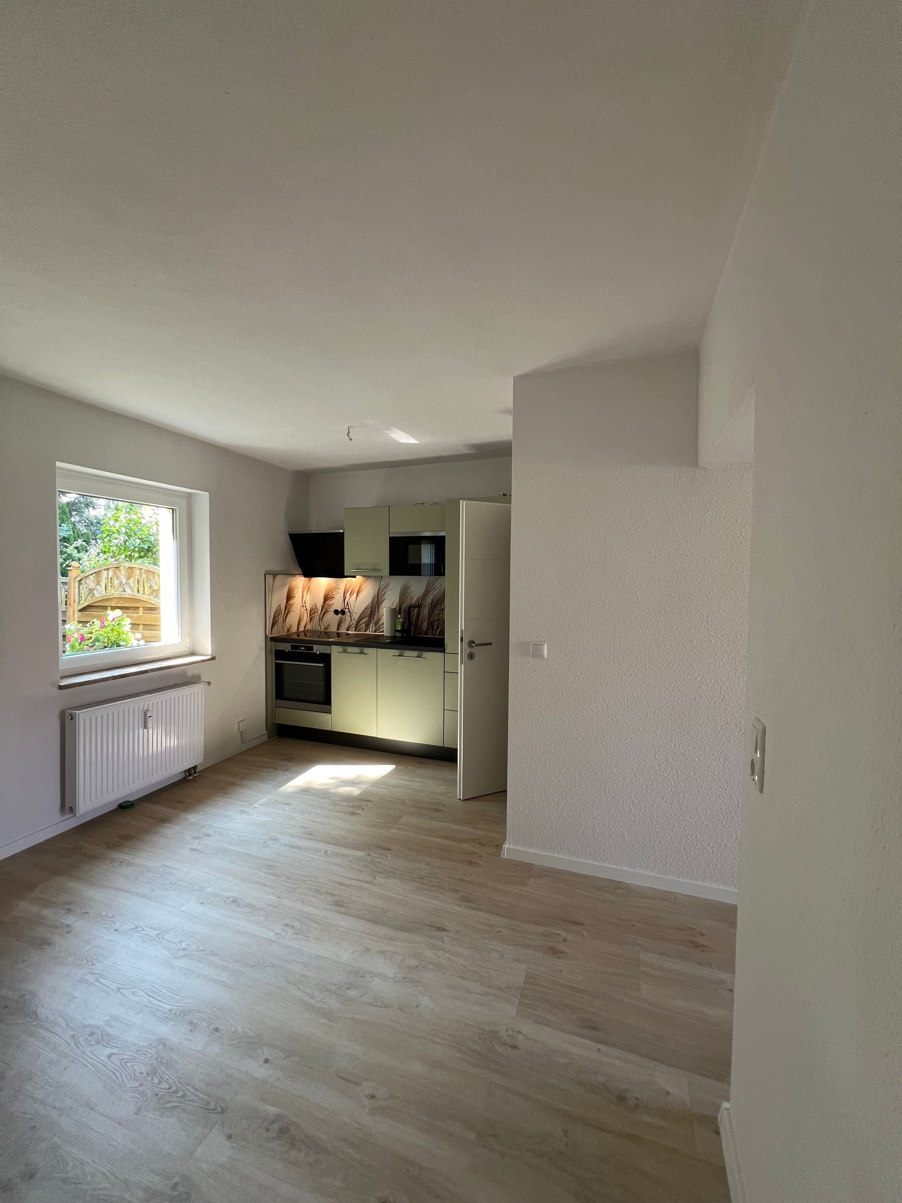 Terrassenwohnung zur Miete 424 € 2 Zimmer 42,4 m²<br/>Wohnfläche EG<br/>Geschoss ab sofort<br/>Verfügbarkeit Waren Waren (Müritz) 17192