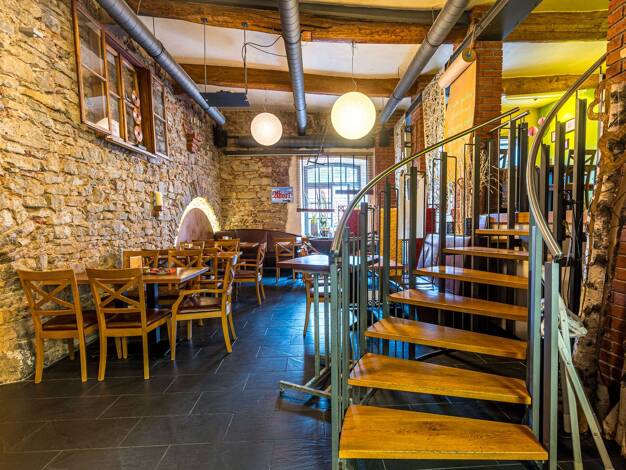 Restaurant zur Miete 2.000 € 140 m² Gastrofläche Karlstadt 97753