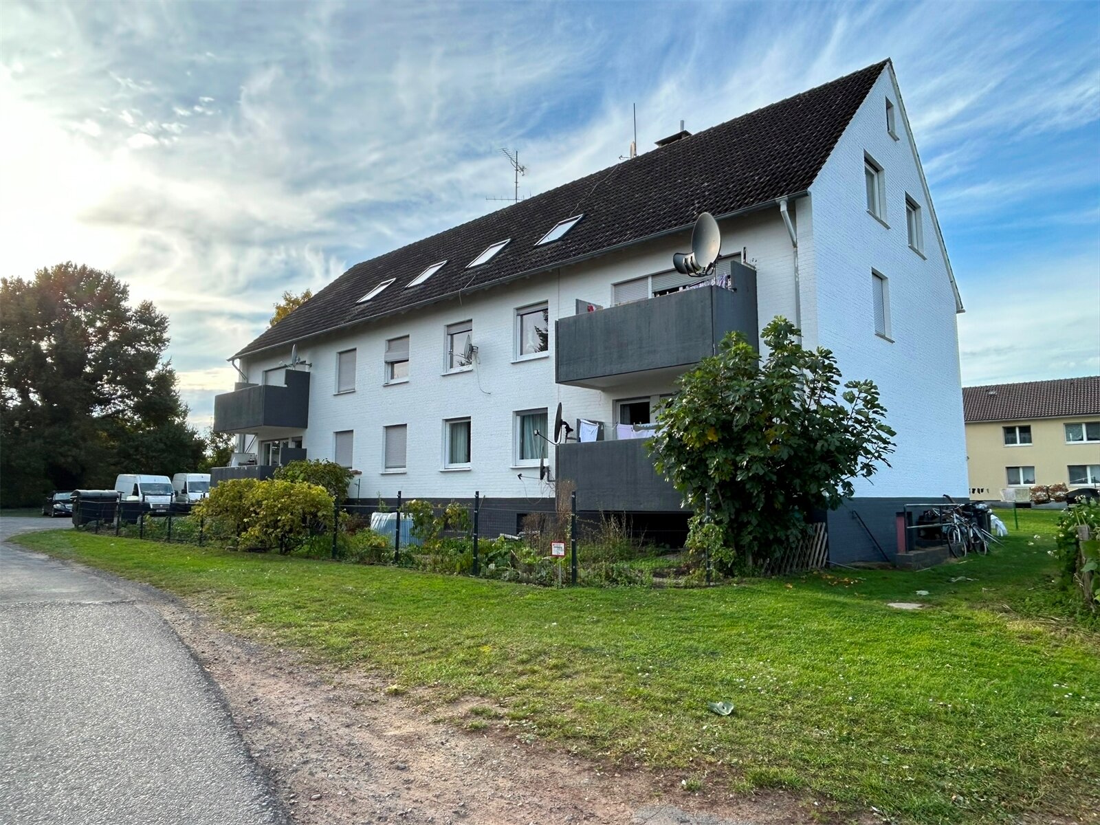 Wohn- und Geschäftshaus zum Kauf als Kapitalanlage geeignet 475.000 € 557 m²<br/>Fläche 1.470 m²<br/>Grundstück Uchte Uchte 31600