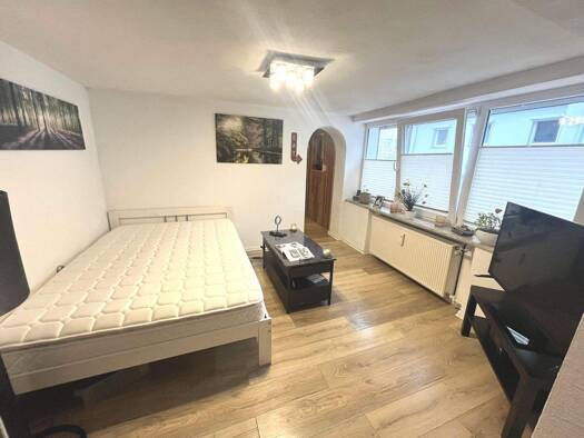 Studio zur Miete 350 € 1 Zimmer 33 m² frei ab sofort Metternich Koblenz 56072