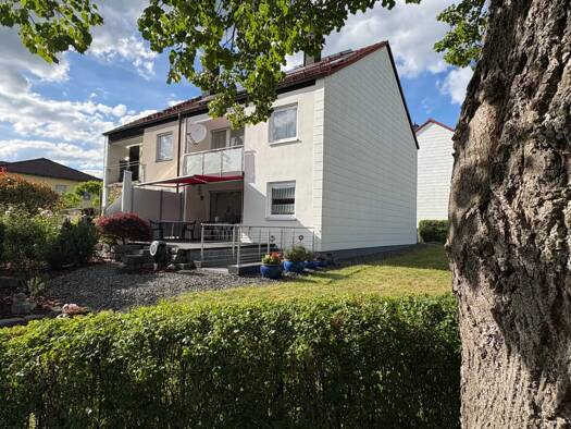 Doppelhaushälfte zum Kauf provisionsfrei 335.000 € 5 Zimmer 136 m² 421 m² Grundstück frei ab sofort Berliner Straße 13 Oeslau Rödental 96472