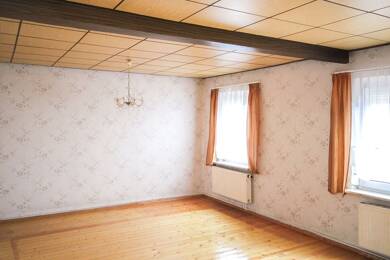 Einfamilienhaus zum Kauf 110.000 € 9 Zimmer 122 m² 1.310 m² Grundstück Staßfurt Staßfurt 39418