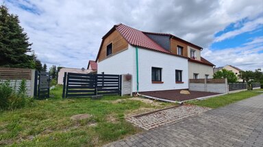 Doppelhaushälfte zum Kauf 210.000 € 6 Zimmer 150 m² 1.995 m² Grundstück Doberlug-Kirchhain Doberlug-Kirchhain 03253