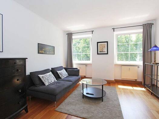 Wohnung zur Miete Wohnen auf Zeit 1.950 € 2 Zimmer 55 m² frei ab 01.05.2026 Schwabing-West München 80796