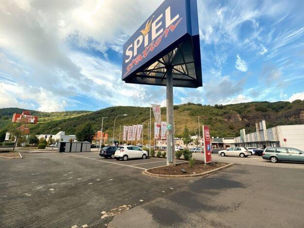 Verkaufsfläche zur Miete 17.357 € 1.253,7 m² Verkaufsfläche teilbar ab 582 m² John-F.-Kennedy-Straße 4-4a Idar-Oberstein 55743