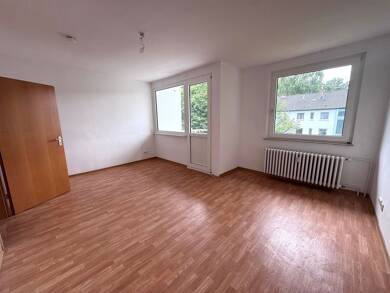 Wohnung zur Miete 450 € 3 Zimmer 61,5 m² 2. Geschoss frei ab 01.08.2025 Franz-Schubert-Straße 14 Rheinhausen - Mitte Duisburg 47226