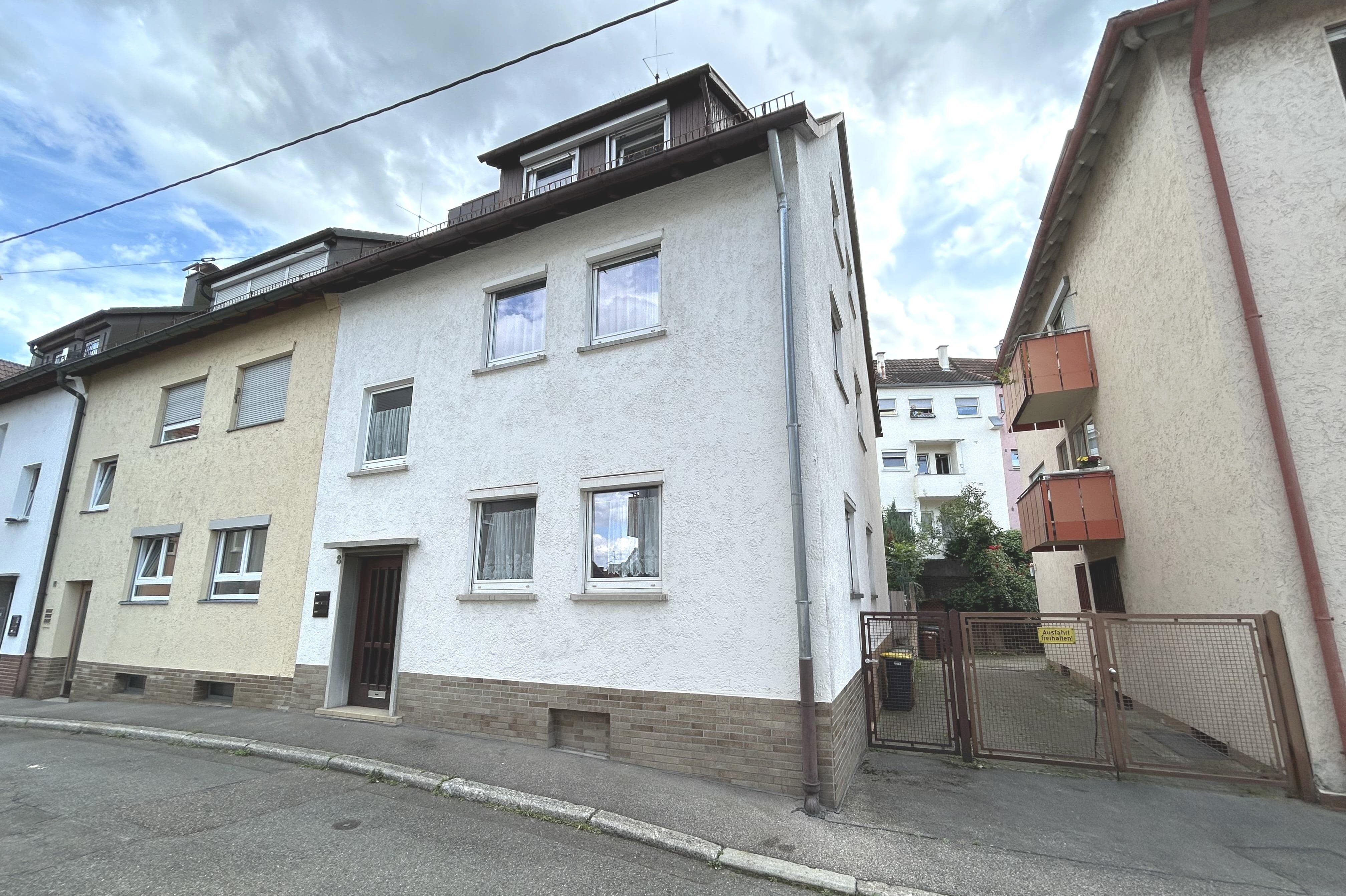 Mehrfamilienhaus zum Kauf 549.000 € 6 Zimmer 159 m²<br/>Wohnfläche 130 m²<br/>Grundstück Gaisburg Stuttgart 70188