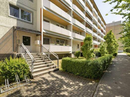Wohnung zur Miete 415 € 2 Zimmer 54,8 m² 4. Geschoss frei ab 16.03.2026 Plovdiver Straße 76 Grünau-Nord Leipzig 04205