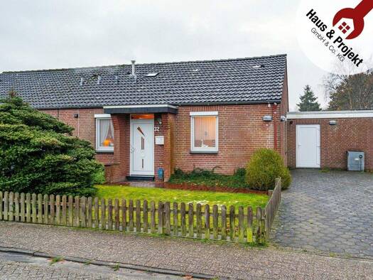 Doppelhaushälfte zum Kauf 195.000 € 4 Zimmer 85,1 m² 303 m² Grundstück Berumbur 26524