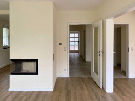 Einfamilienhaus zur Miete 1.900 € 7 Zimmer 200 m² 500 m² Grundstück frei ab 15.04.2026 Seehausener Allee 18 Seehausen Leipzig / Seehausen 04356