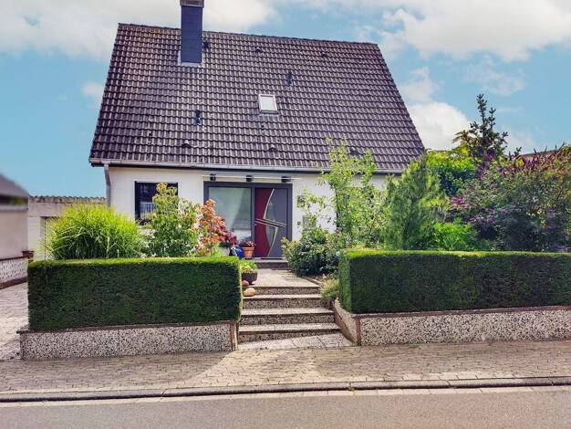 Einfamilienhaus zum Kauf 320.000 € 5 Zimmer 150,3 m² 600,3 m² Grundstück frei ab sofort Frangenheim Vettweiß 52391