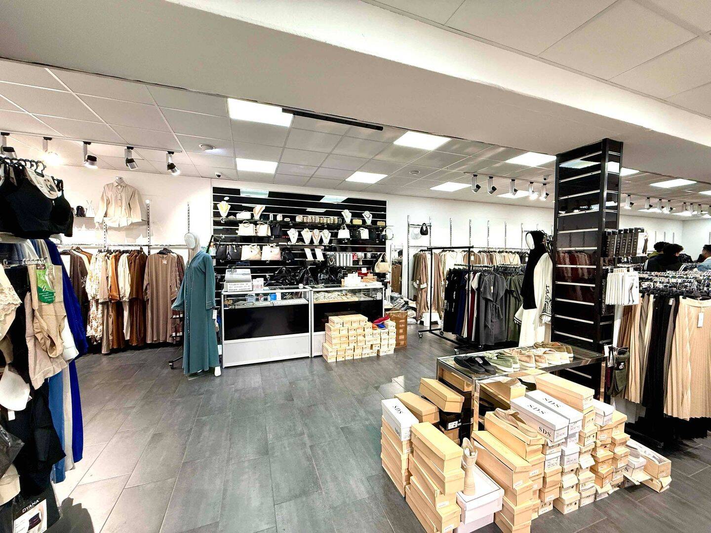 Property thumbnail 6