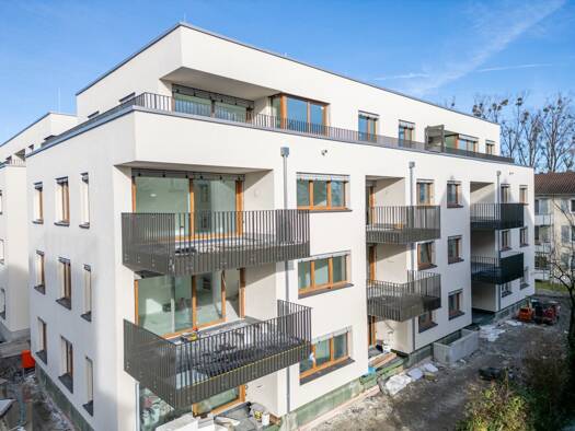 Wohnung zum Kauf - Erstbezug 699.900 € 3 Zimmer 90,3 m² Hünistraße 2-4 Friedrichshafen 88046