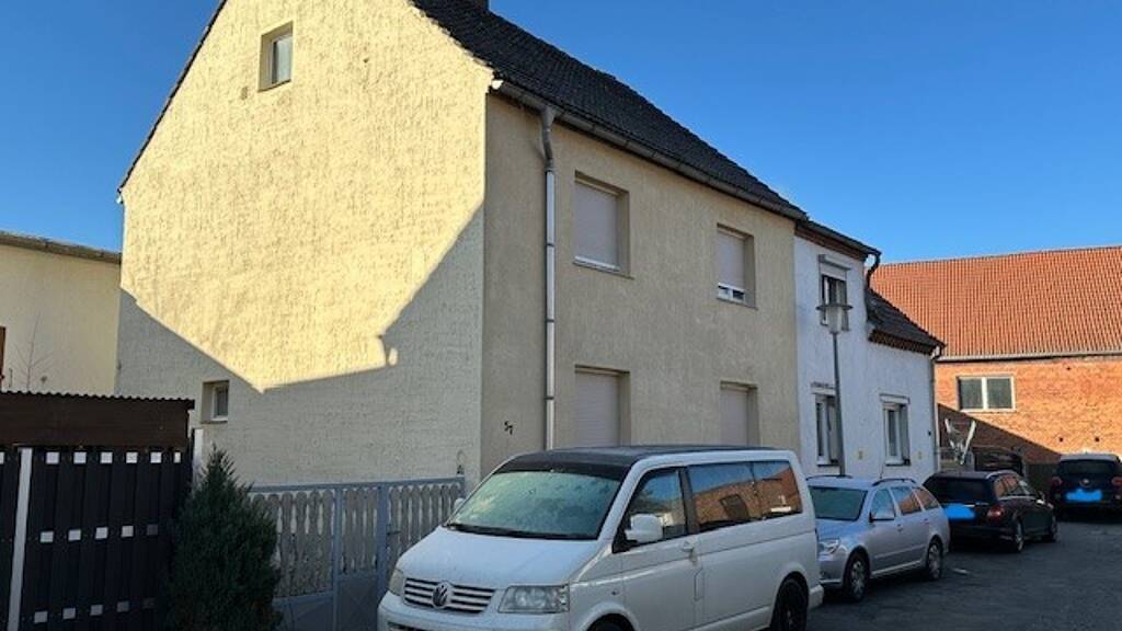 Haus zum Kauf 54.000 € 6 Zimmer 136,6 m² 545 m² Grundstück frei ab sofort Wartenburger Straße 57 Globig Kemberg 06901