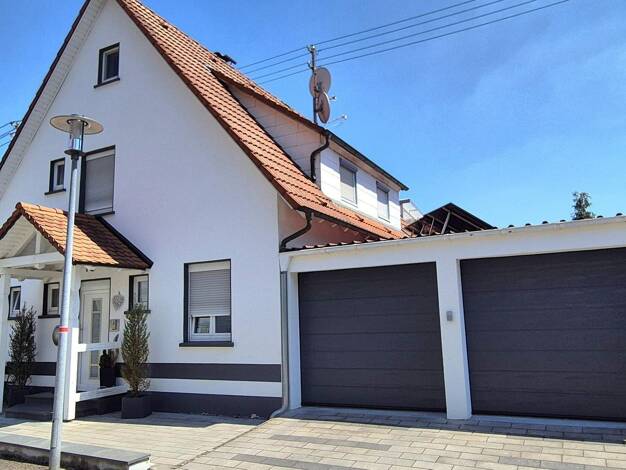 Einfamilienhaus zum Kauf provisionsfrei 469.000 € 7 Zimmer 136 m² 410 m² Grundstück Hüttlingen 73460