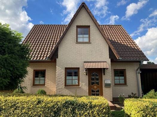 Einfamilienhaus zum Kauf 320.000 € 4 Zimmer 95 m² 451 m² Grundstück Tannenkrug Neubrandenburg 17033