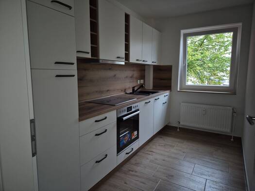 Wohnung zur Miete 740 € 2 Zimmer 59 m² Geschoss 1/2 frei ab sofort Pinneberg 25421