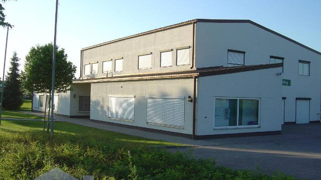 Büro zur Miete 900 € 4 Zimmer teilbar ab 1.072.025 m² Schmiedweg 23 Pocking 94060