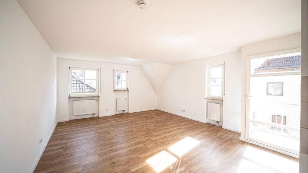 Wohnung zum Kauf 165.000 € 2,5 Zimmer 54 m² frei ab sofort Haßfurt 97437