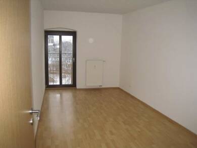 Wohnung zur Miete 386 € 2 Zimmer 56,8 m² Dachgeschoss, 4. Geschoss frei ab sofort Bürgeler Straße . Altstadt Magdeburg 39104