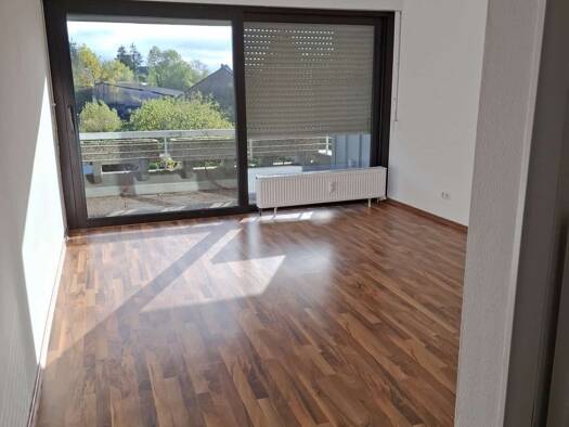 Wohnung zur Miete 350 € 2 Zimmer 41 m² Geschoss 3/4 frei ab 01.11.2026 Burbach Saarbrücken 66115