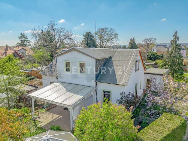 Einfamilienhaus zum Kauf 350.000 € 6 Zimmer 147 m² 561 m² Grundstück frei ab sofort Radebeul 01445