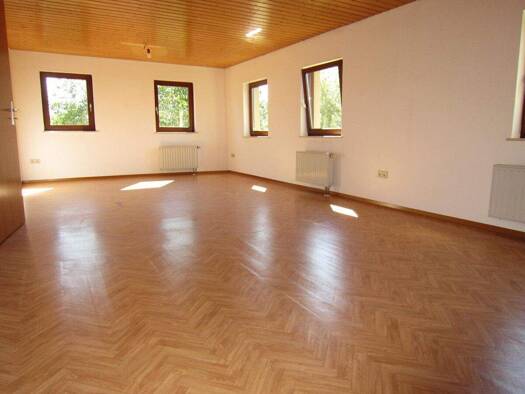 Einfamilienhaus zur Miete 800 € 6 Zimmer 130 m² frei ab sofort Rieden Rosengarten 74538