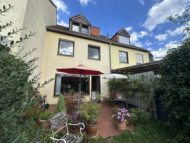 Reihenmittelhaus zum Kauf 390.000 € 5 Zimmer 111 m² 188 m² Grundstück Kleinostheim Kleinostheim 63801