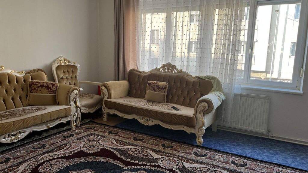 Wohnung zur Miete 760 € 3 Zimmer 94 m² 1. Geschoss Grazer Straße 83 Wr Neustadt 2700