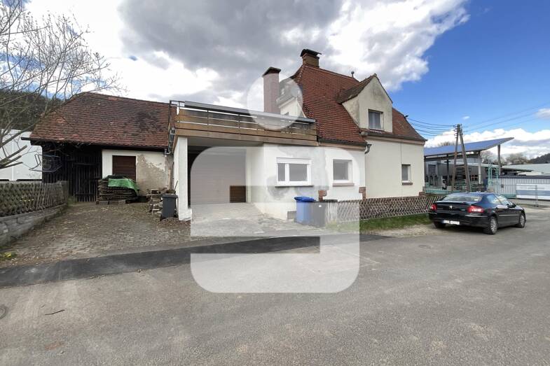 Einfamilienhaus zum Kauf 95.000 € 5 Zimmer 91,3 m² 470 m² Grundstück Gräfendorf Gräfendorf 97782
