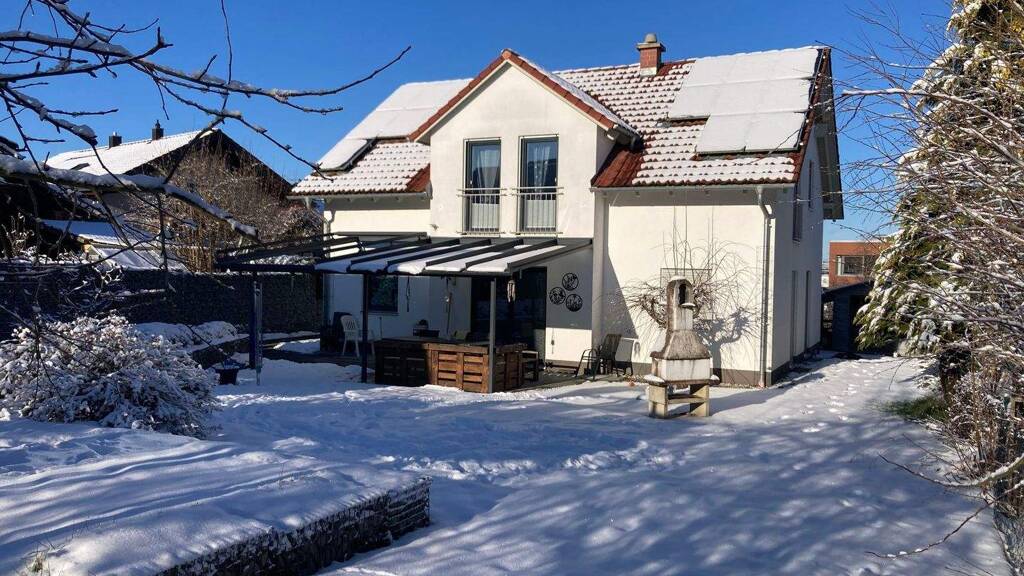 Einfamilienhaus zum Kauf 727.000 € 5 Zimmer 159 m² 707 m² Grundstück frei ab 01.04.2026 Am Vogelhölzl 14 Au Au in der Hallertau 84072