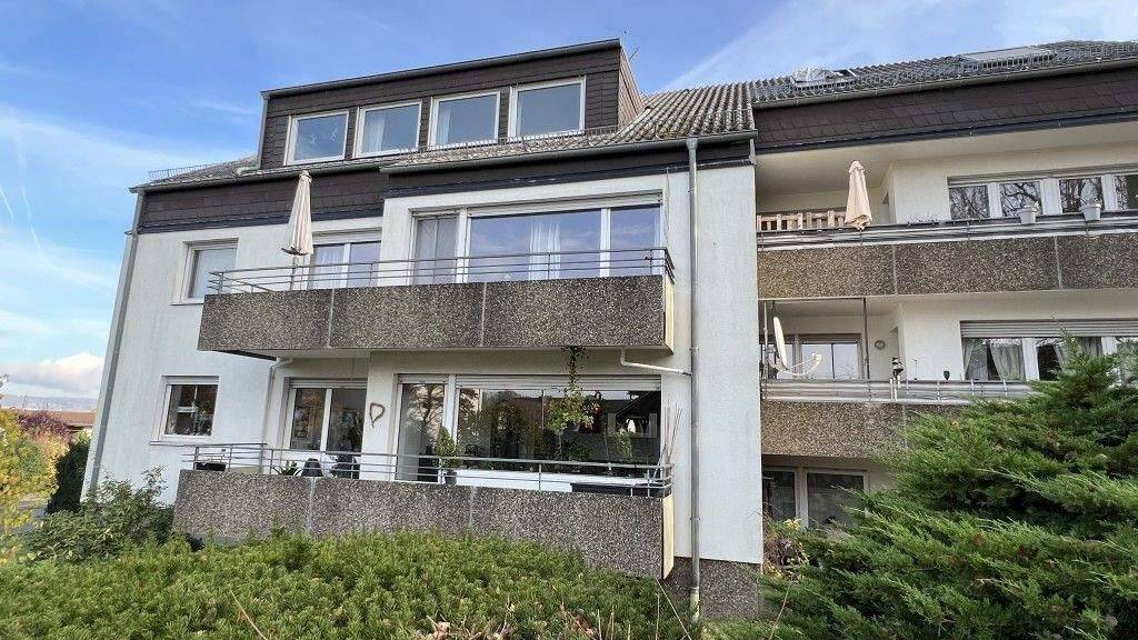Wohnung zur Miete 920 € 4 Zimmer 94 m² 1. Geschoss Bärner Str. 24 Rödgen Gießen 35394