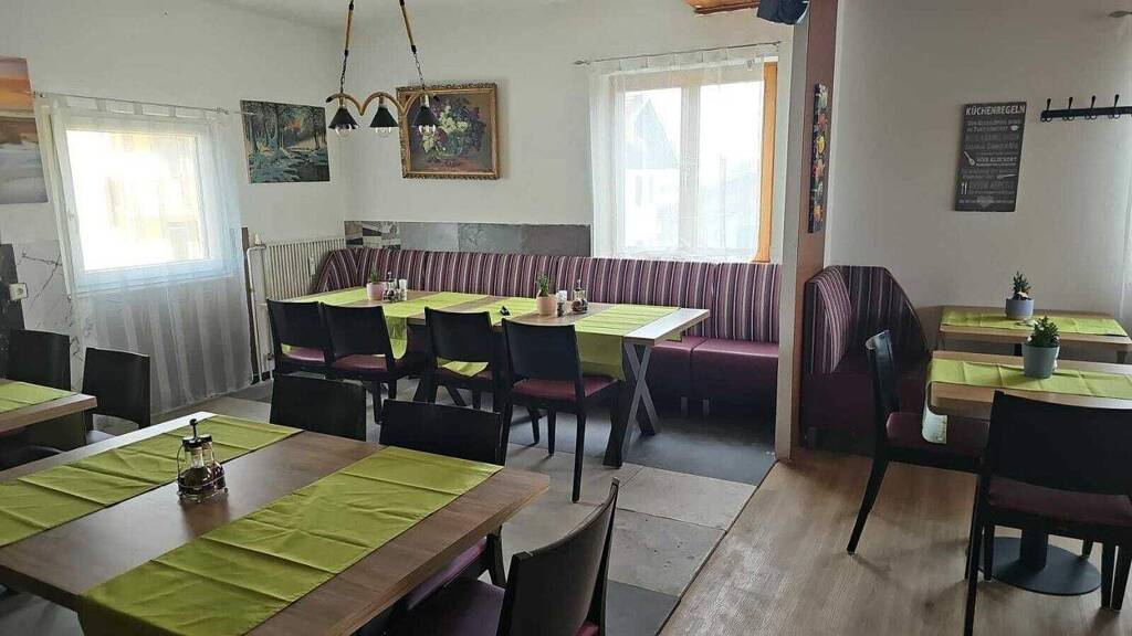 Mehrfamilienhaus zum Kauf als Kapitalanlage geeignet 700.000 € 441 m² 477 m² Grundstück Bernbeuren 86975