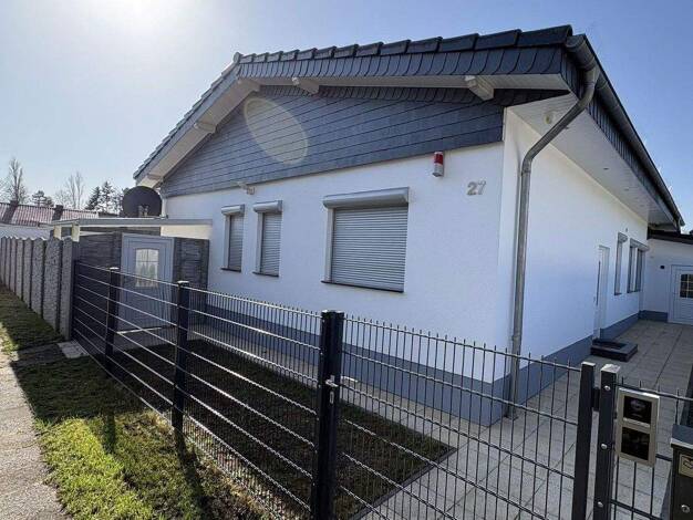 Bungalow zum Kauf provisionsfrei 640.000 € 3 Zimmer 116 m² 478 m² Grundstück Rosengarten 27 Neuwied 56564