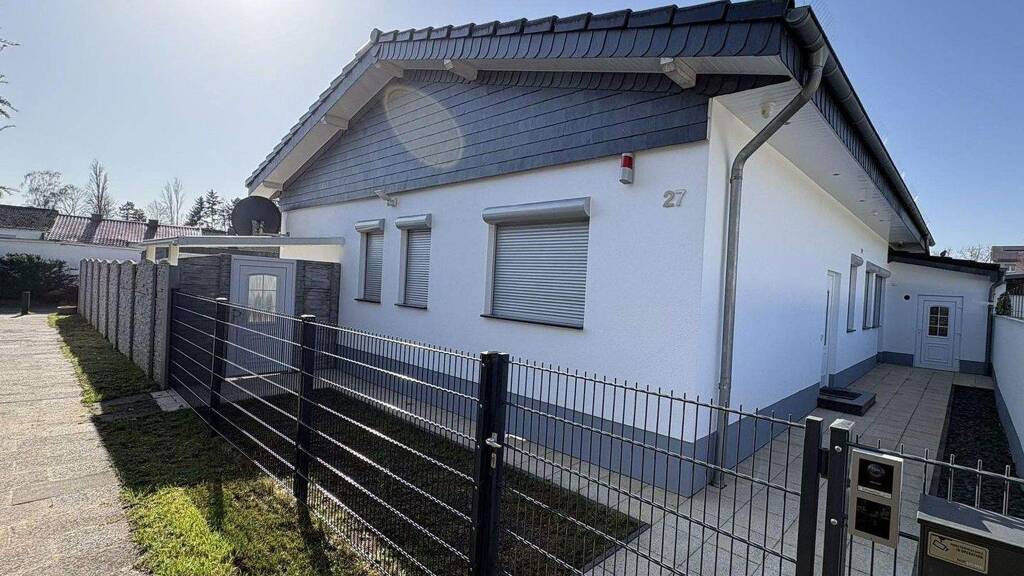 Bungalow zum Kauf provisionsfrei 640.000 € 3 Zimmer 116 m² 478 m² Grundstück Rosengarten 27 Neuwied 56564